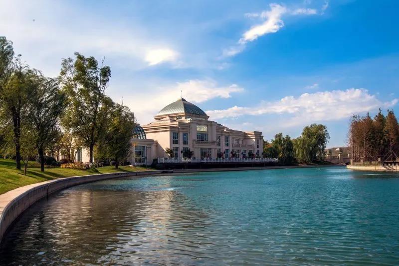 逐夢深藍凈水技術無氯泳池 逐夢深藍凈水技術無氯泳池