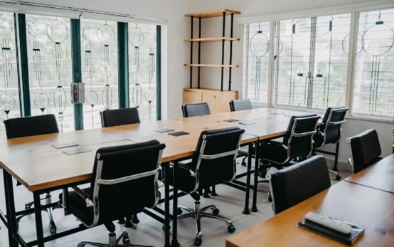 職場人員新福利，辦公室安裝上新風系統！