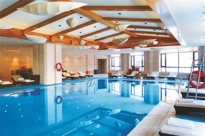 低氯泳池水處理系統為什么能更好的處理泳池水質？